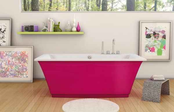 freistehende badewanne in pink holzboden badezimmer einrichtung