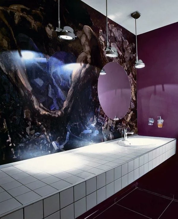ideen für inneneinrichtung luxus badezimmer lila fliesen 