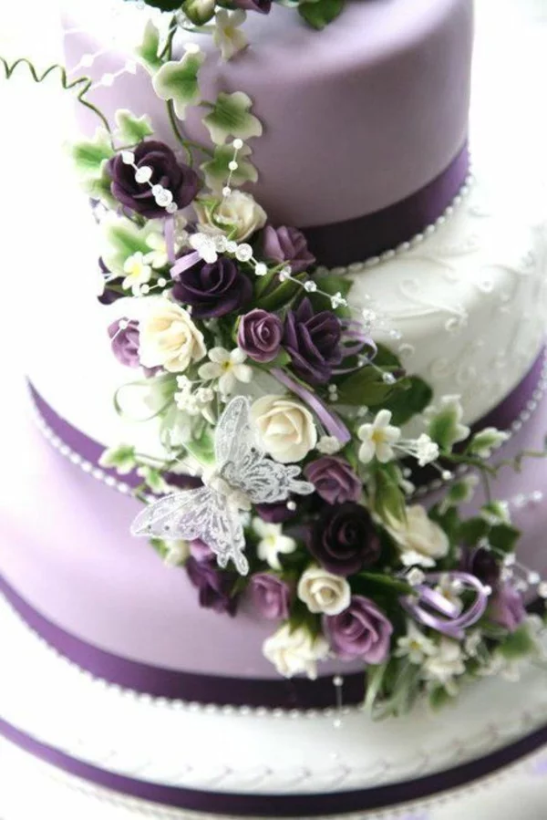 lila violette nuancen hochzeitstorte ideen details