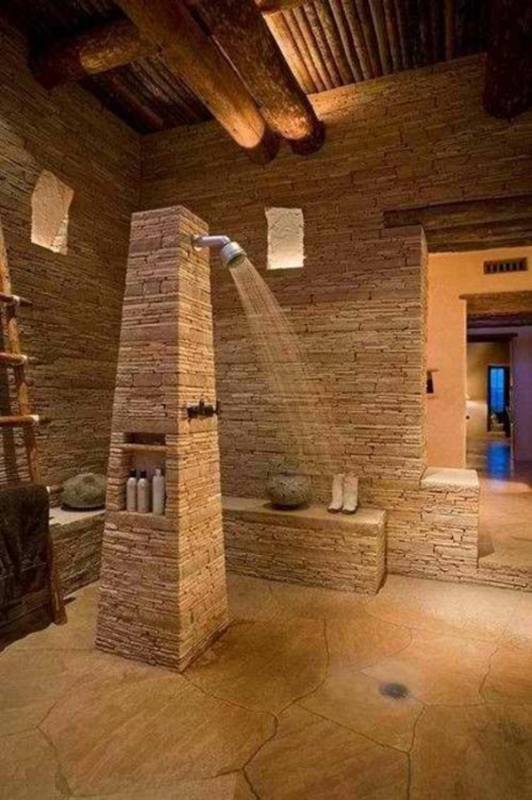 luxuriöses badezimmergestaltung mit stein und holz 