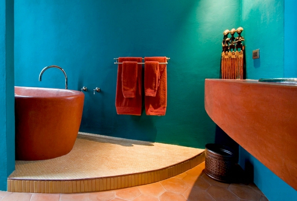 moderne badezimmer ideen türkise wandgestaltung badewannen 