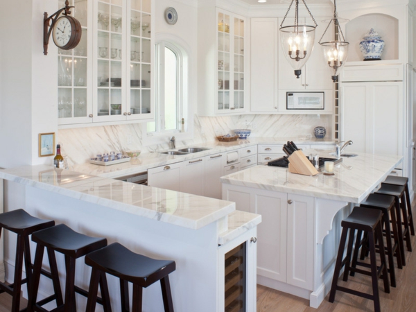 traditionell weiß küche marmor hochglanz einrichten Moderne weiße Küchen 