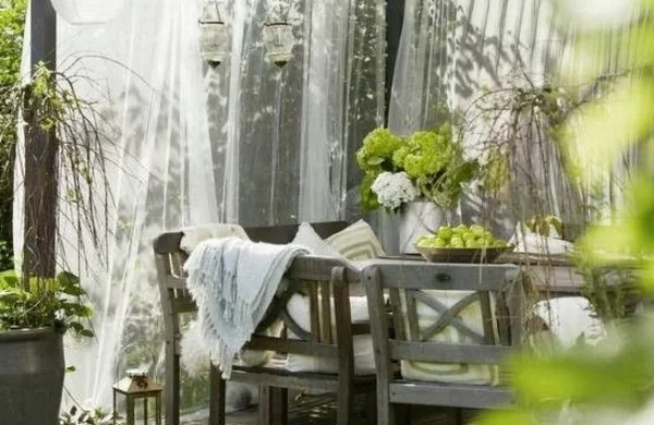 Überdachte Terrasse modern holz glas pergola markise frisch
