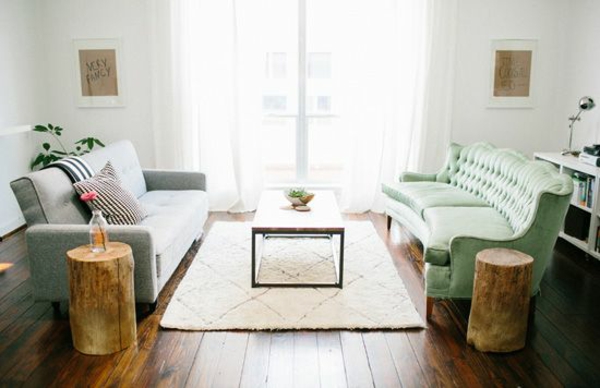 Beistelltisch Holzblock wohnzimmer sofa