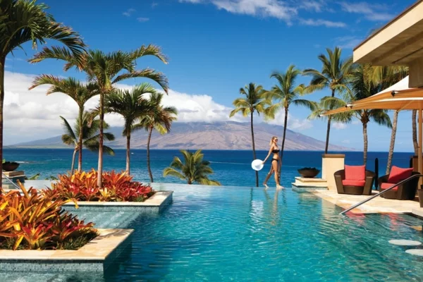 Infinity-Pool-Maui-Four-Seasons