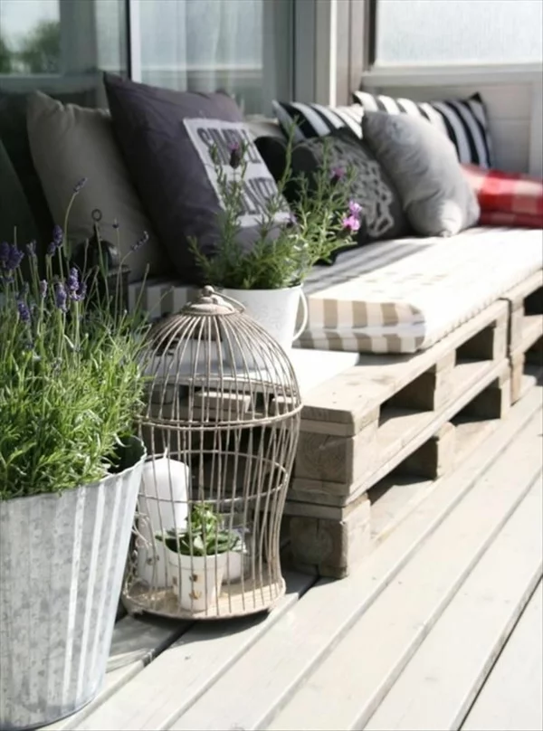Möbel pflanzen frisch Europaletten sofa garten