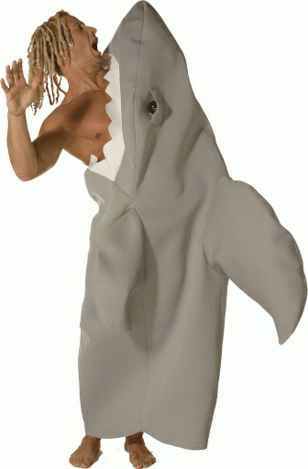 Selbstgemachte Kostüme haifisch