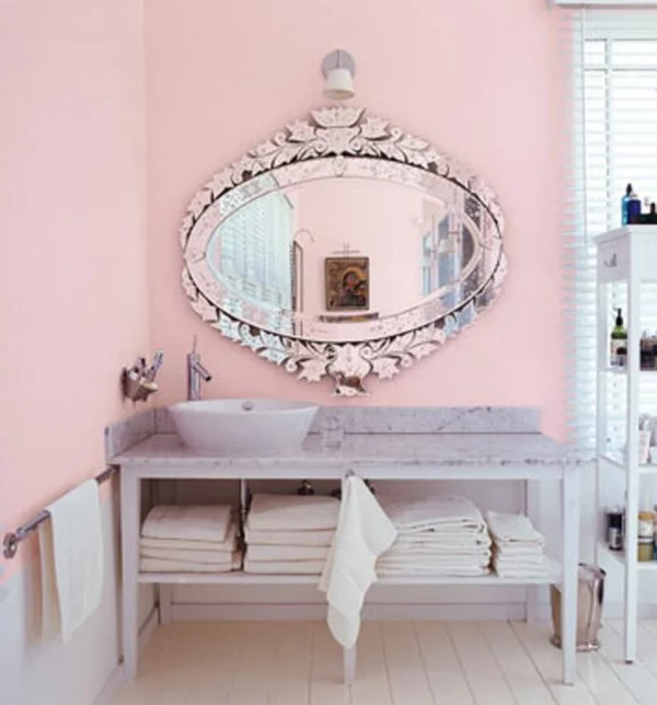 altrosa wandfarbe wandgestaltung badezimmer spiegel