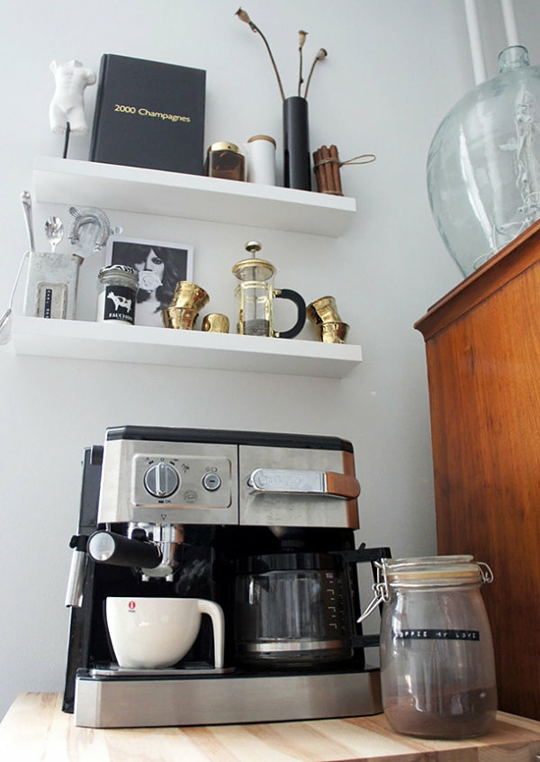 küchenideen deko ideen küche kaffeemaschine kaffeautomat wandregal weiß