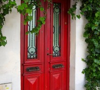 Moderne Haustüren in Farbe
