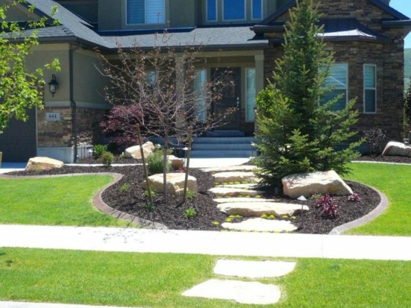 patio design moderne vorgartengestaltung bäume dekorativ grasfläche 