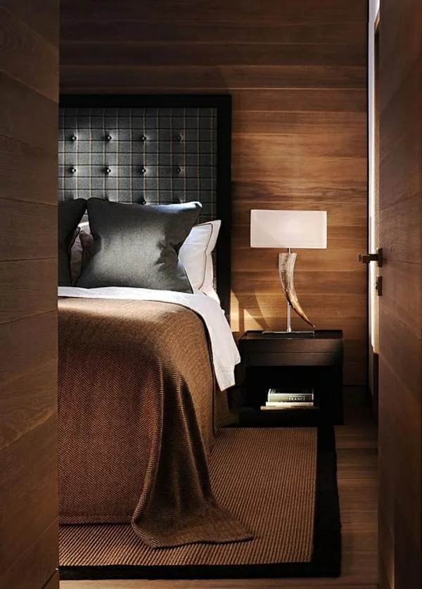 schlafzimmer designideen wandfarbe in brauntöne lederbett 