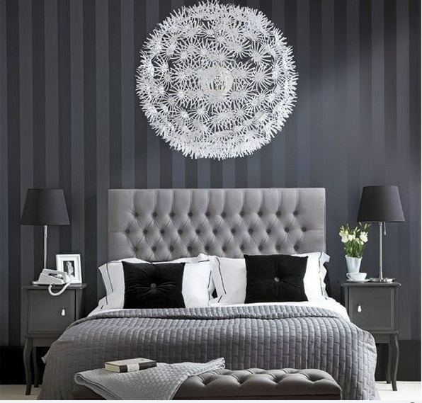 schlafzimmer ideen in schwarz-weiß graue streifen bett 