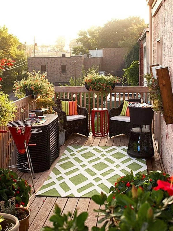 terrassengestaltung patio saftige farbgestaltung terrassenteppich grün 