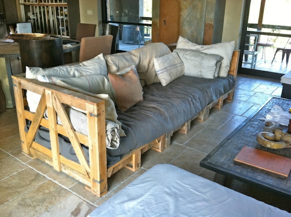 wohnzimmer designideen diy möbel sofa aus paletten 