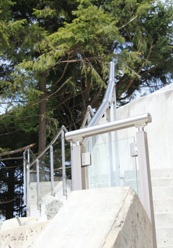  Geländer metall Аbsturzsicherung  treppengeländer glas