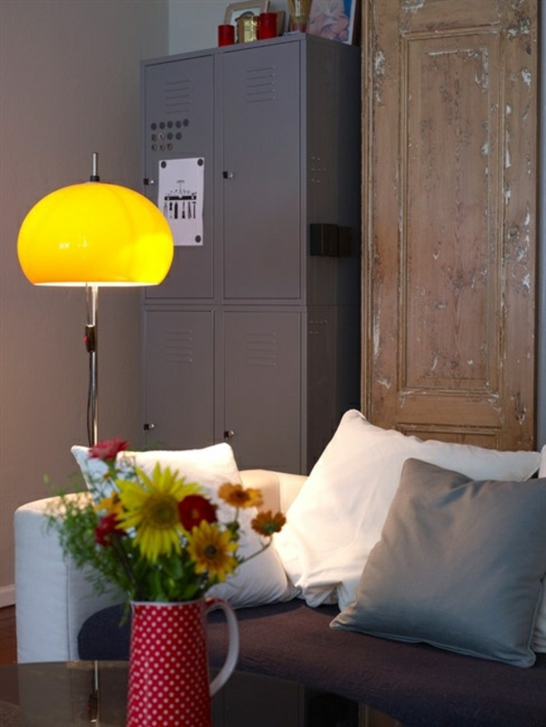 Beleuchtungsideen fürs Wohnzimmer cool wohnzimmerlampen gelb