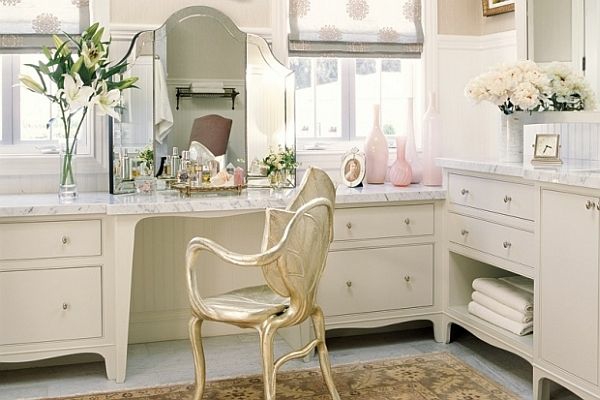 ankleidezimmer möbel luxuriös schminktisch marmor oberfläche