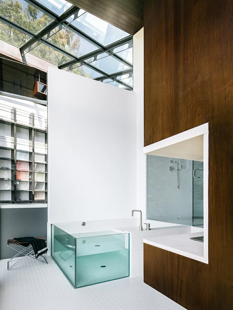 architektur-und-design-ideen-umweltfreundliches-architektenhaus-moderne-badezimmer