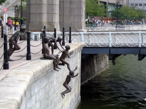 berühmte kunstwerke skulptur statue people of the river