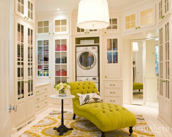 einrichtungsideen ankleidezimmer möbel elegant gelbe liege 