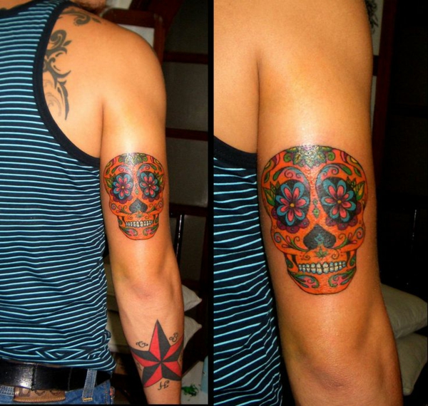 farbige tattoo unterarm bilder männlich totenkopf 