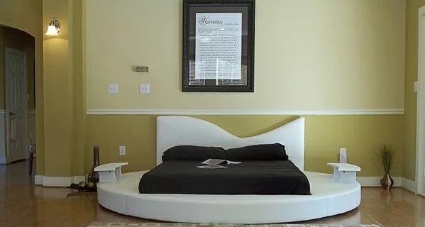 formen elegant weiß kopfteil schwarz matratze runde Betten