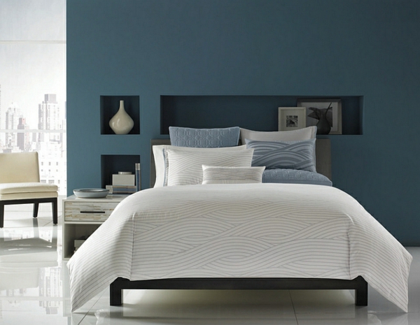innendesign blau weiß schlafzimmer ideen weiße bettdecke dekoideen