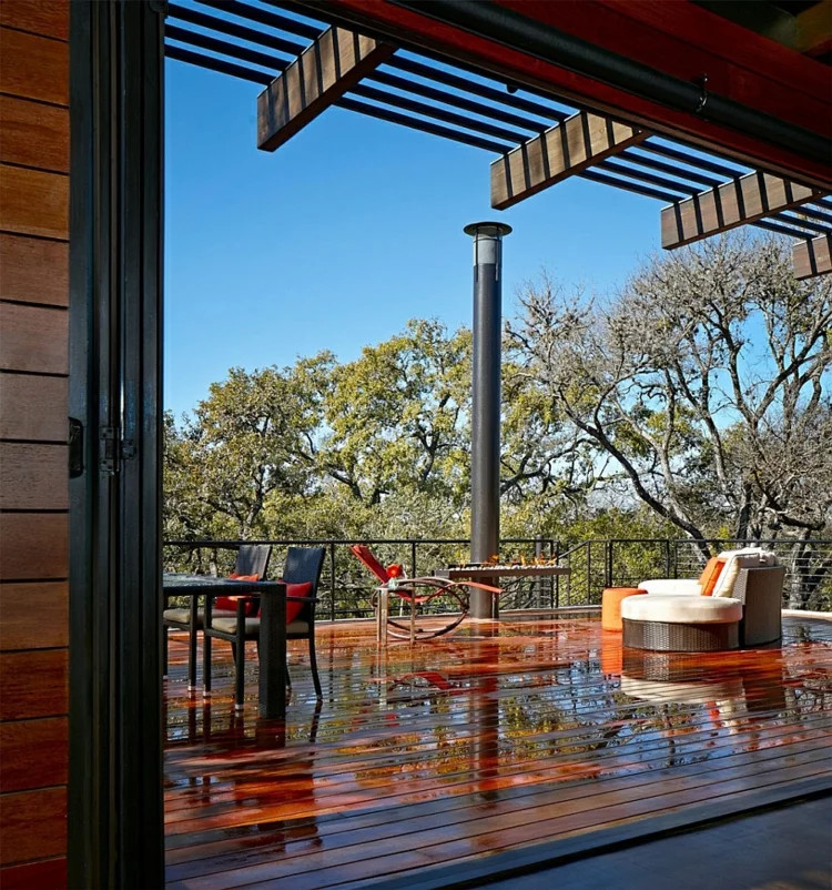 nachhaltige architektur grünes design residenz terrassendielen holzterrasse gestalten