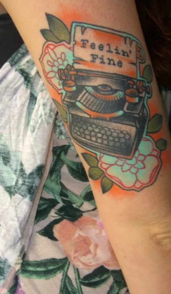 tattoo unterarm motive schreibmaschine