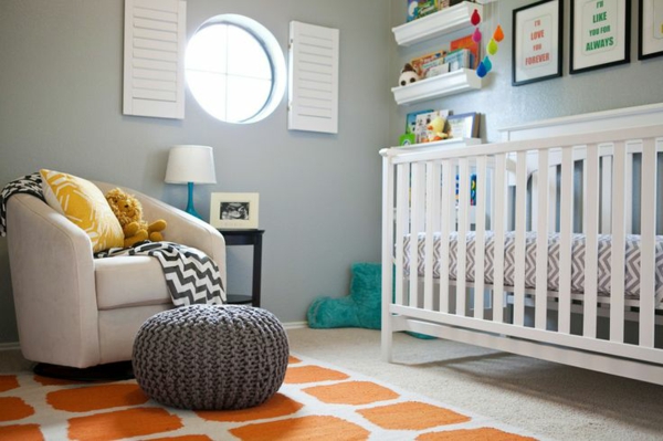 Babyzimmer hocker gestrickt gestalten beispiele rund fenster babybett
