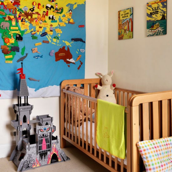 Babyzimmer landkarte wand gestalten deko ideen grüne wäsche