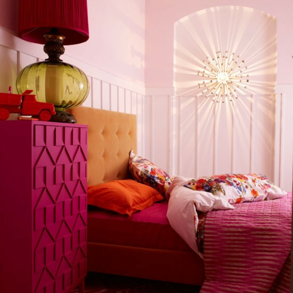 Schlafzimmer Ideen gestalten einrichten kühn farben kommode