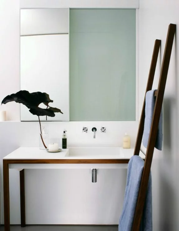 badmöbel moderne badezimmer einrichten minimalistisch holz handtuchleiter