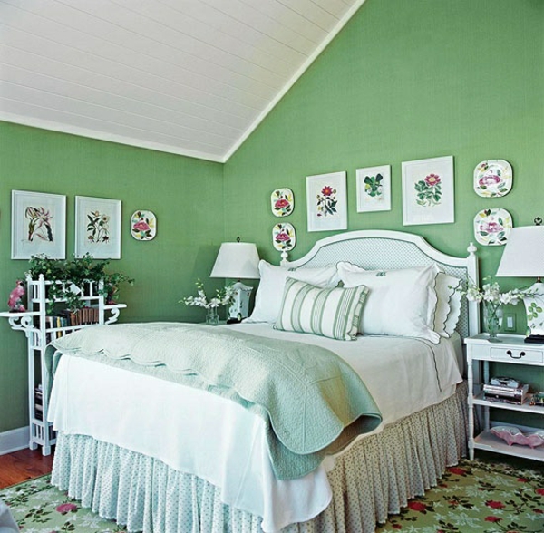 farbideen schlafzimmer dachschräge grüne wände