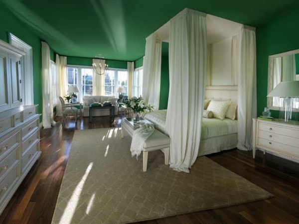 farbideen schlafzimmer einrichten grüne wand decke 