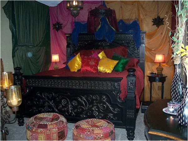 schlafzimmer orientalisch farbige einrichtung