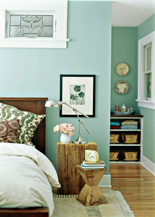 schlafzimmer farbideen mintgrün wandfarbe wandgestaltung holzmöbel