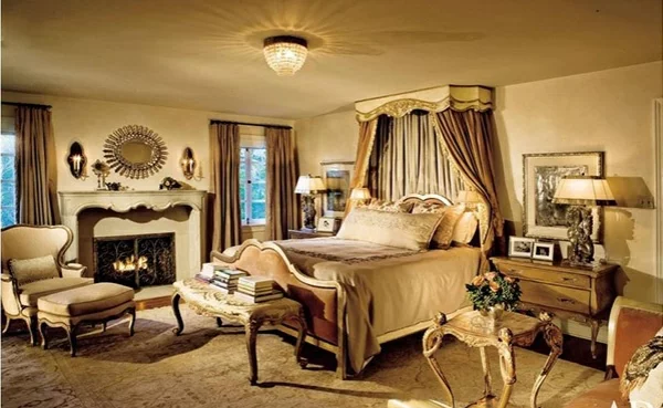 schlafzimmer ideen traditioneller stil gardinenideen kamin wandspiegel