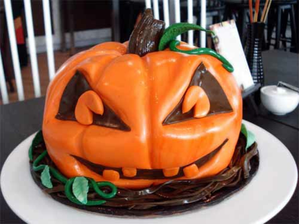 Halloween Ideen kürbisse torten kuchen schokolade