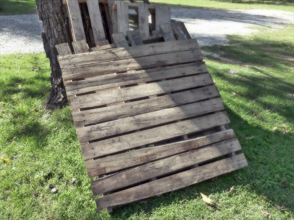 Flur Sitzbank aus Holzpaletten brett gras