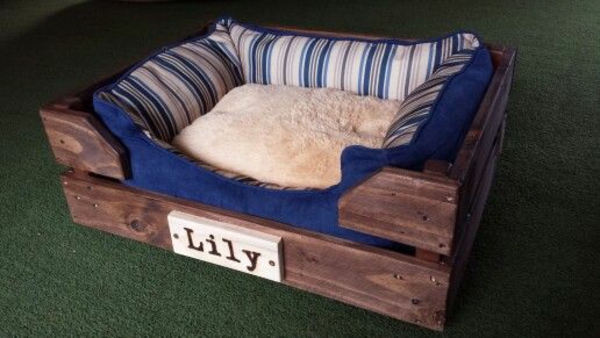 Hundebetten Holz katzen sofas haustiere rückenlehne