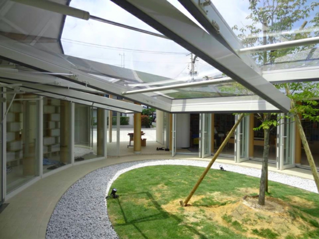 LMVH fukushima kinder zentrum innenhof wohltätigkeit architektur