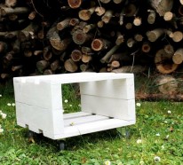 Sitzhocker aus Holzpaletten – Farbenpracht und Nützlichkeit