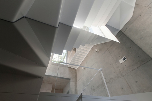Zimmergarten abstrakt formen japanischen Haus treppe
