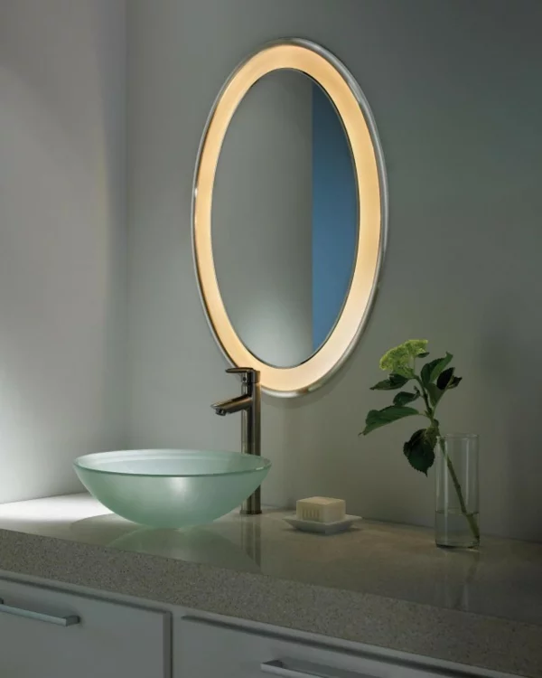 dunkle flecken spiegel badezimmer oval beleuchtet