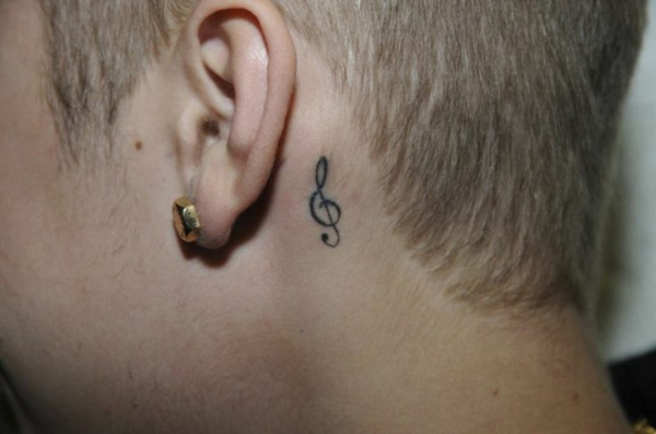 tattoos ideen tattoo ohr musikalisch