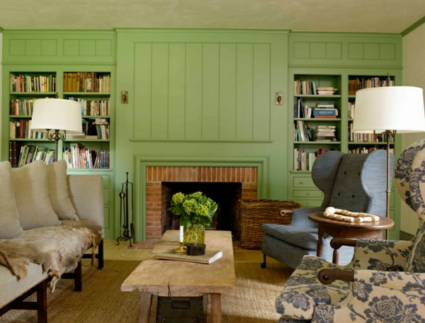 wohnideen wohnzimmer landhausstil kamin holzmöbel englischer stil wandfarbe grün