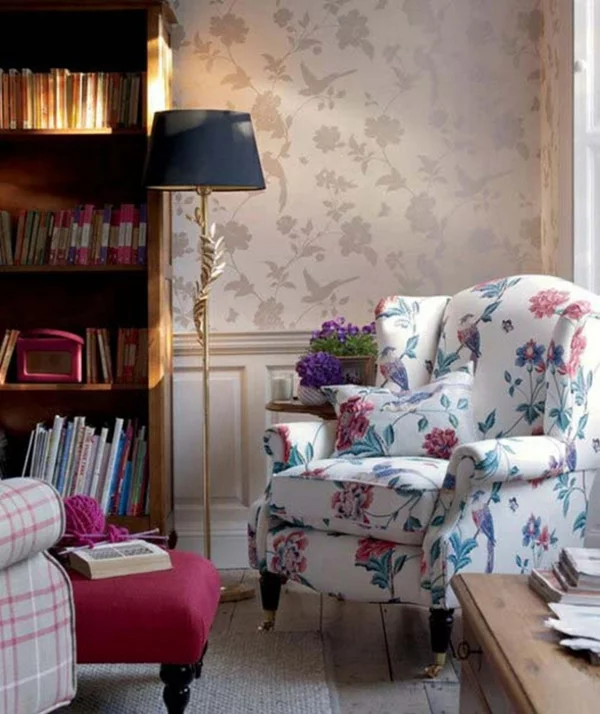 wohnideen wohnzimmer polstermöbel sessel standleuchten englischer stil leseecke