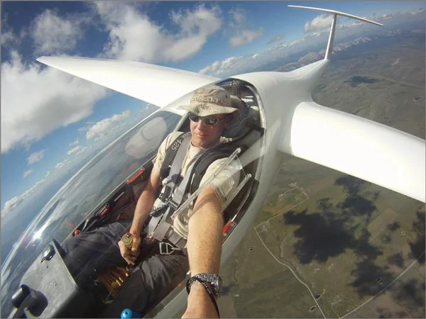 Coole Selfies bilder von sich selbst extrem flugzeug